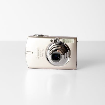 Canon IXUS 750
