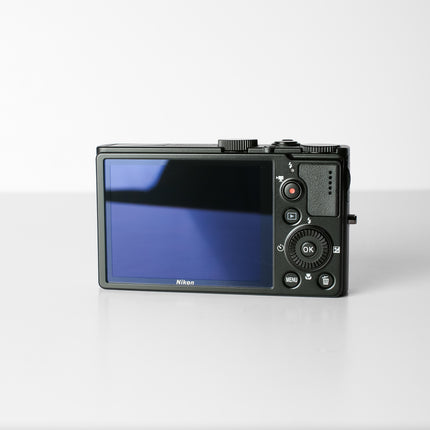 Nikon Coolpix P300