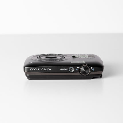 Nikon Coolpix S4200
