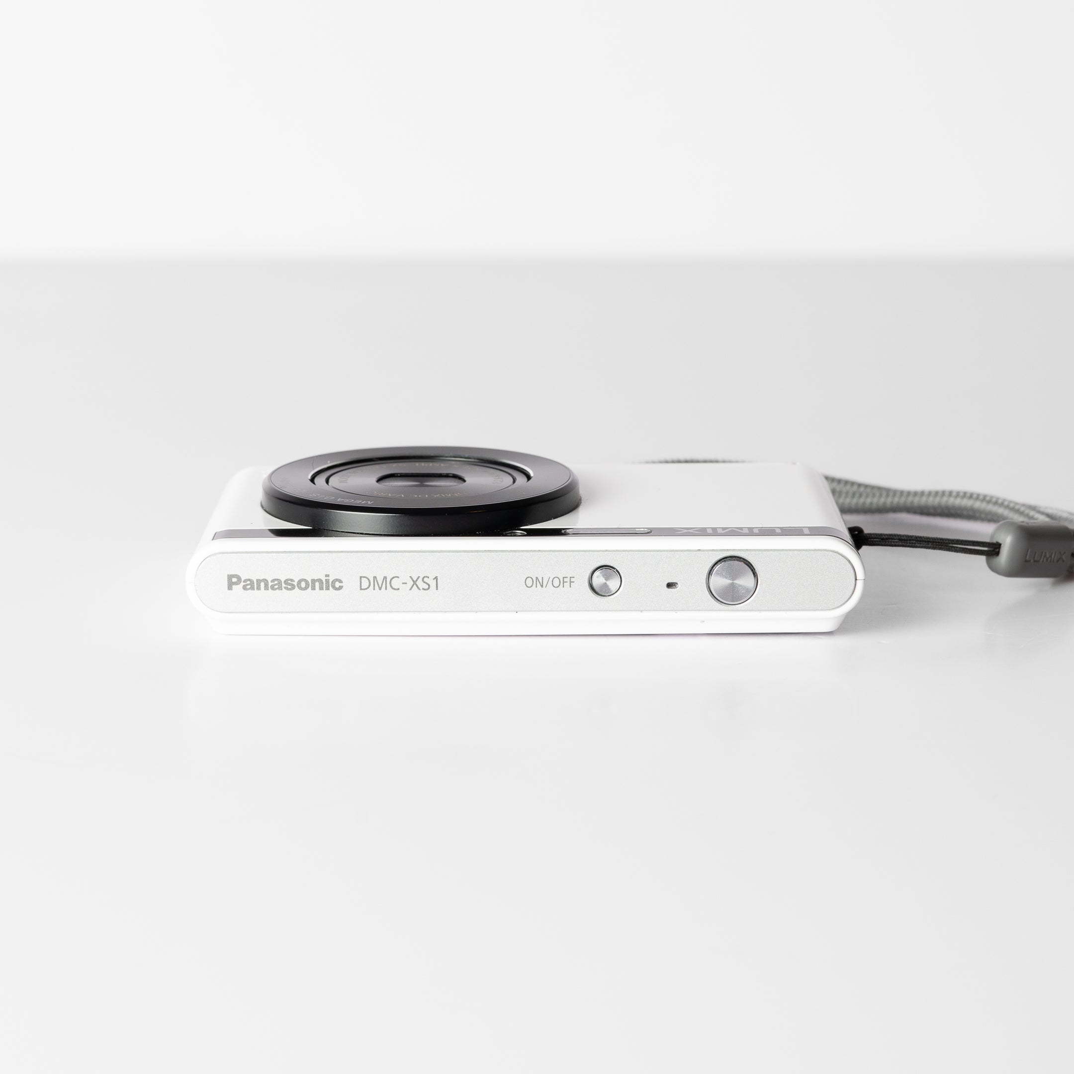 Panasonic Lumix DMC-XS1