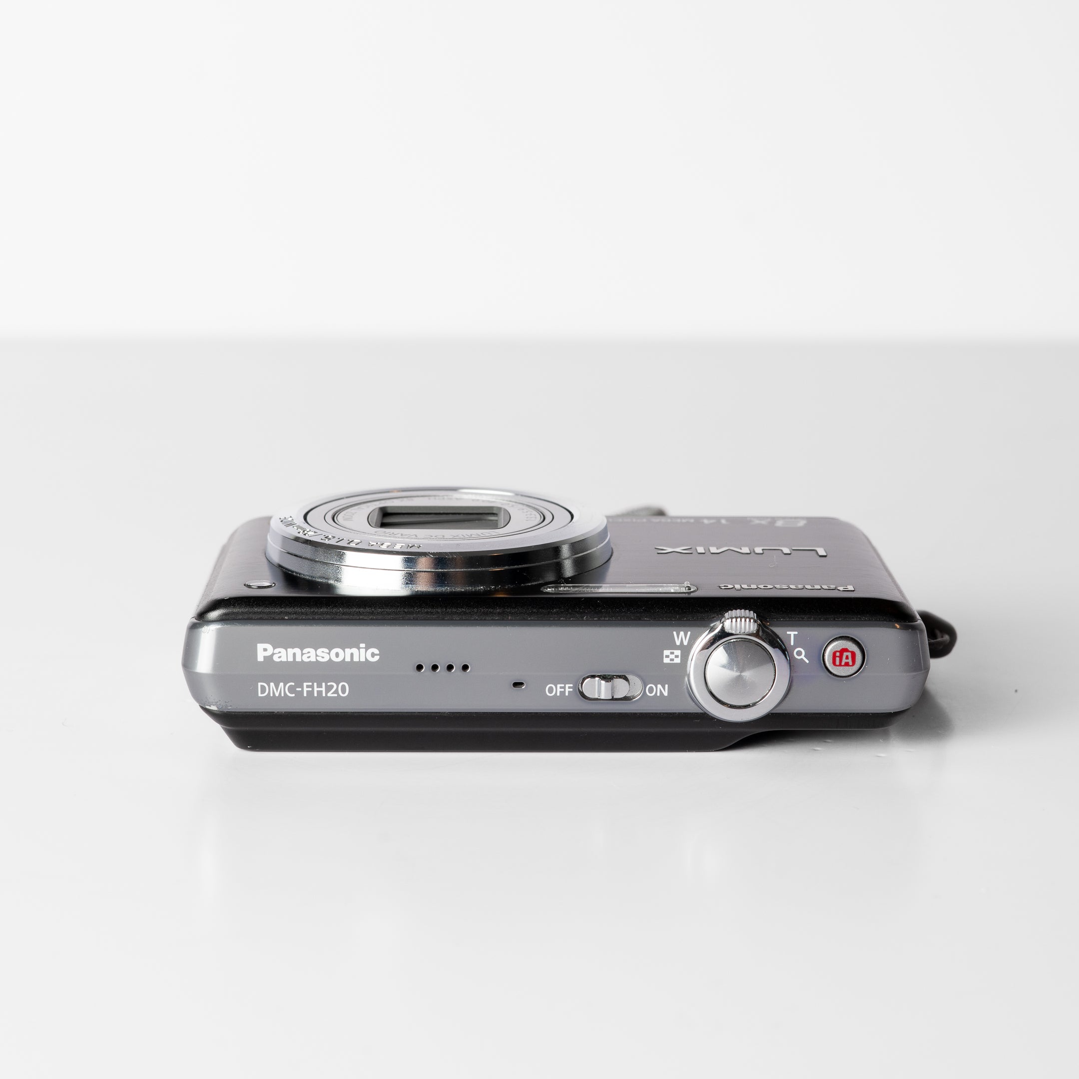 Panasonic Lumix DMC-FH20