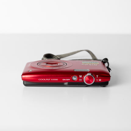 Nikon Coolpix S3300