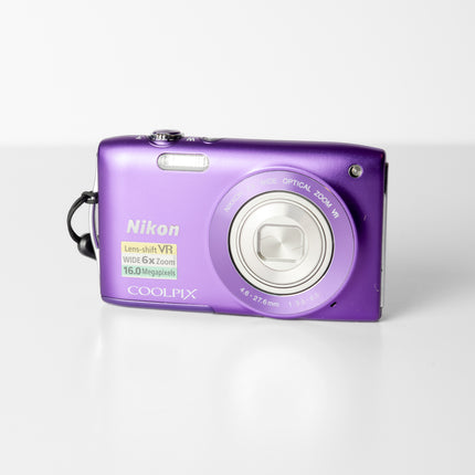 Nikon Coolpix S3300