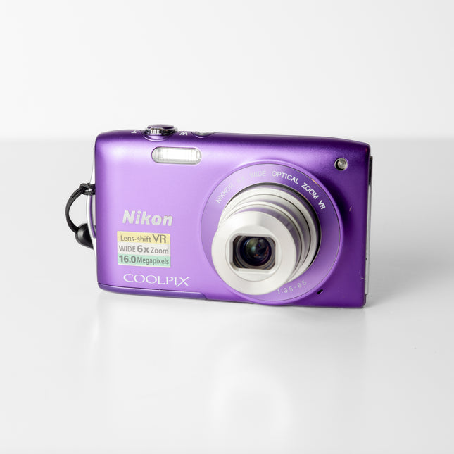 Nikon Coolpix S3300