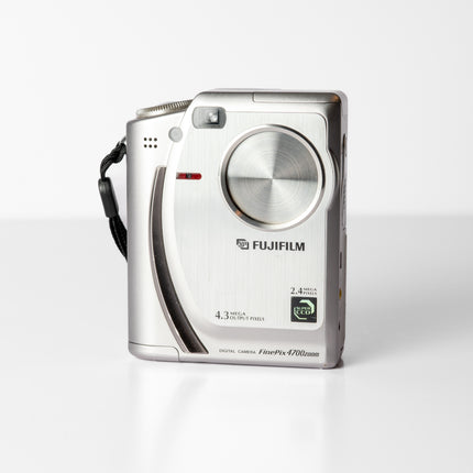 Fujifilm FinePix 4700 Zoom