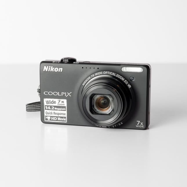 Nikon Coolpix S6000