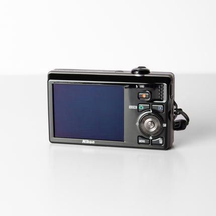 Nikon Coolpix S6000