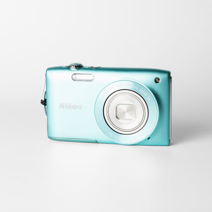 Nikon Coolpix S3300