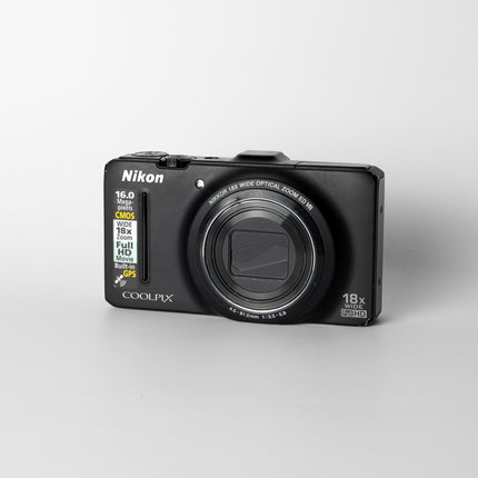 Nikon Coolpix S9300