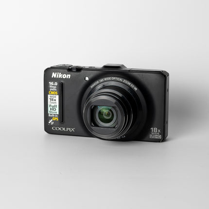 Nikon Coolpix S9300