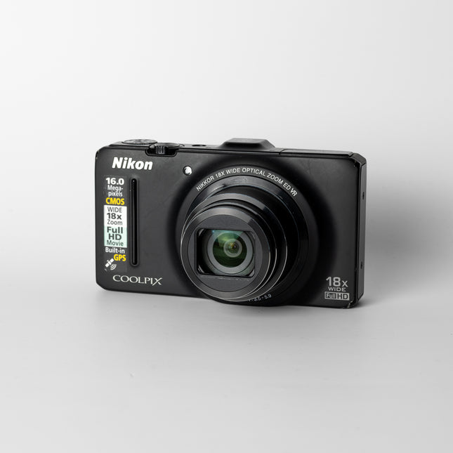 Nikon Coolpix S9300