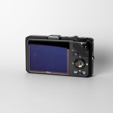 Nikon Coolpix S9300