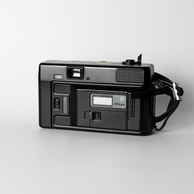Nikon L35 AD2
