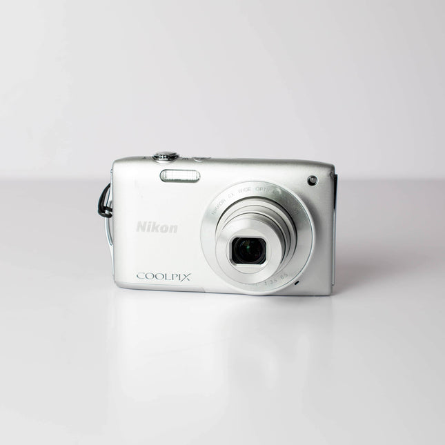 Nikon Coolpix S3300