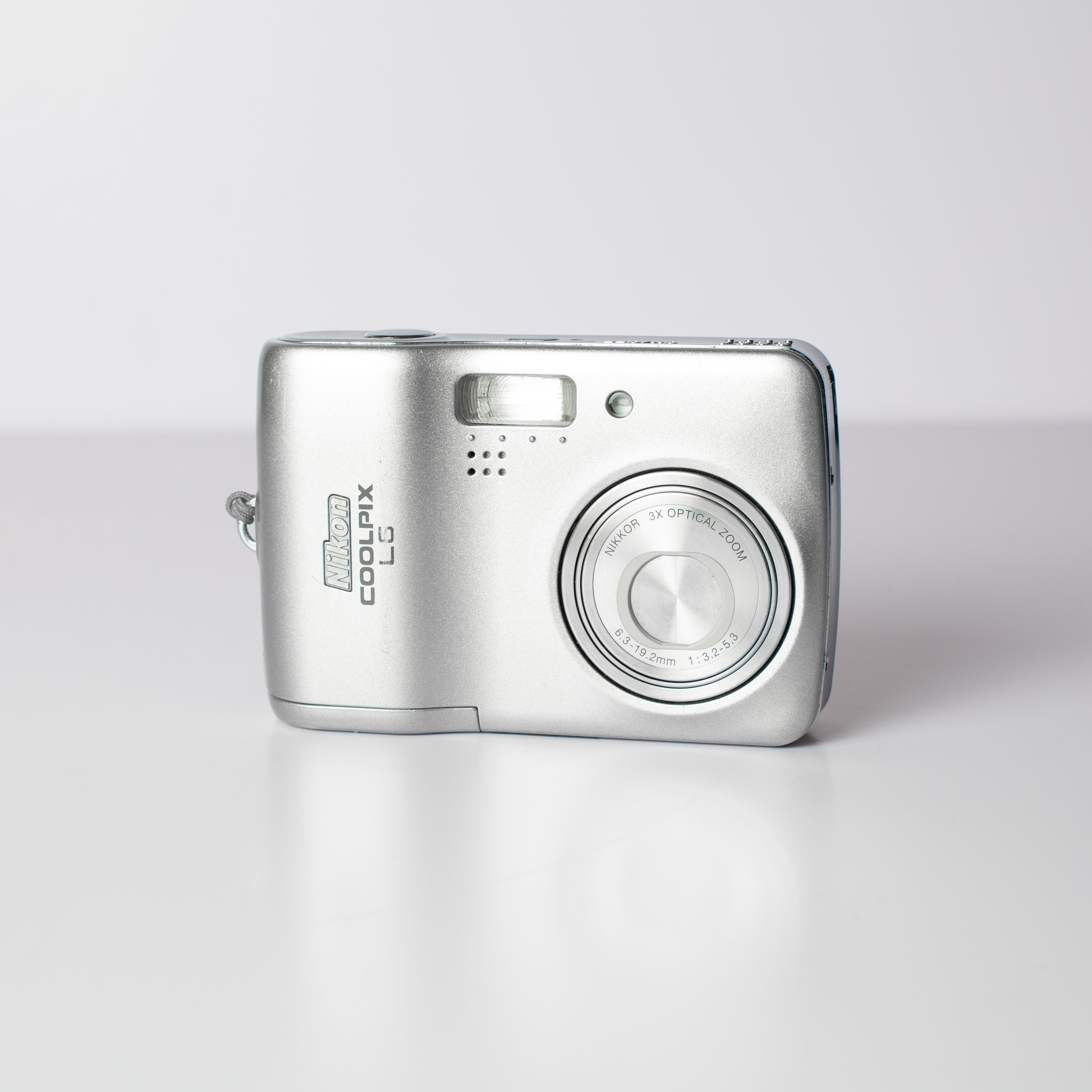 Nikon Coolpix L6