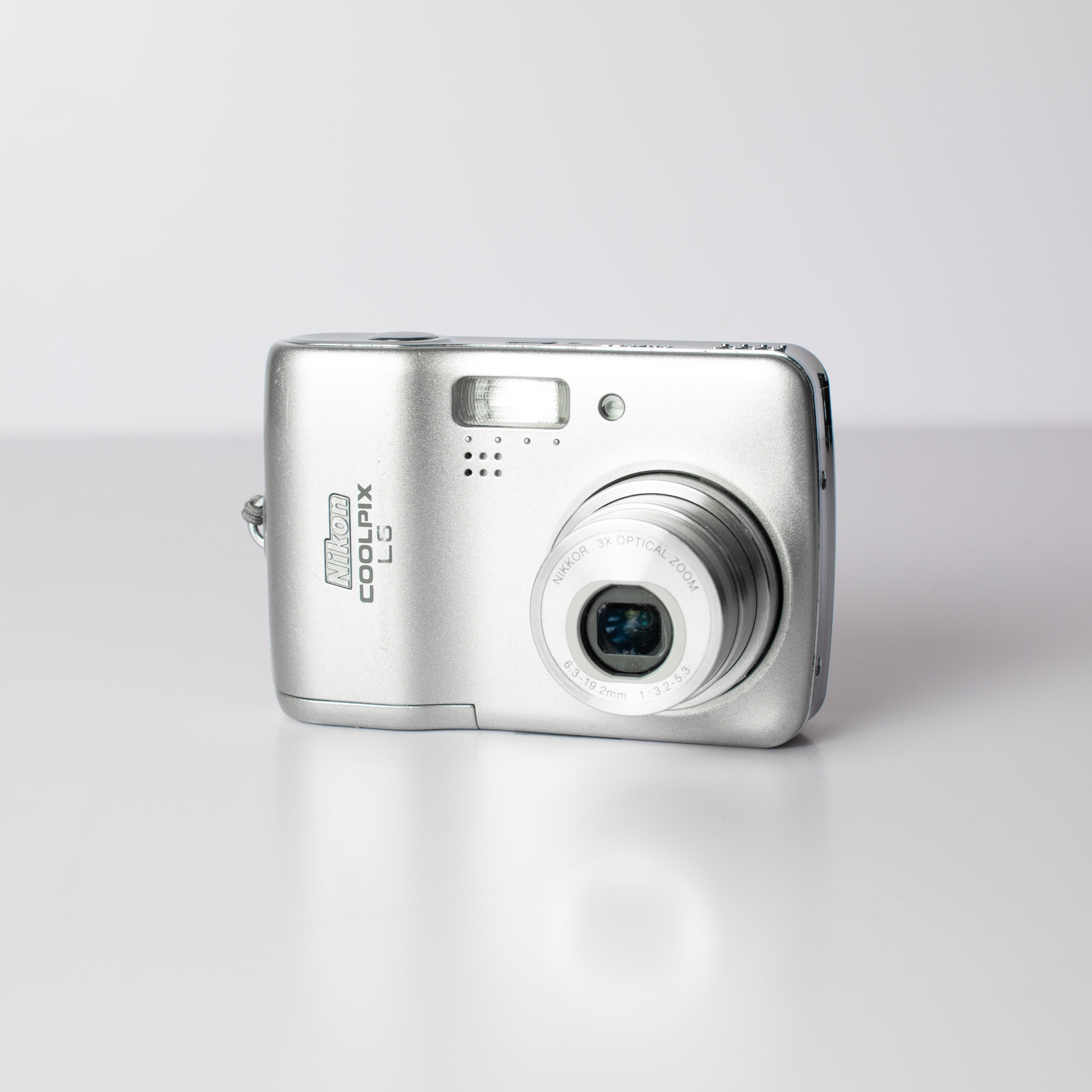 Nikon Coolpix L6