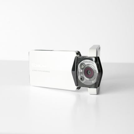 Casio Exilim Tryx EX-TR100