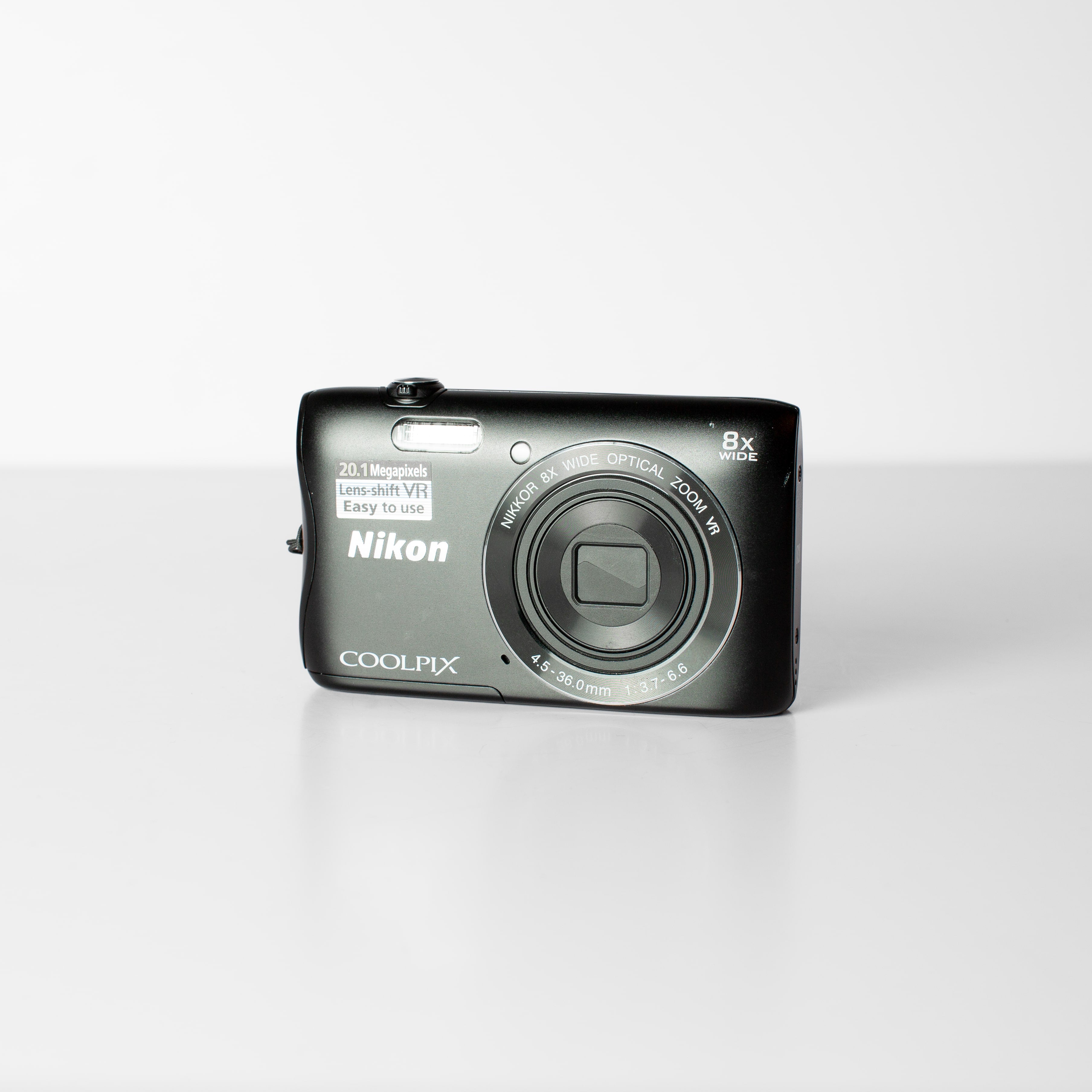 Nikon Coolpix S3700