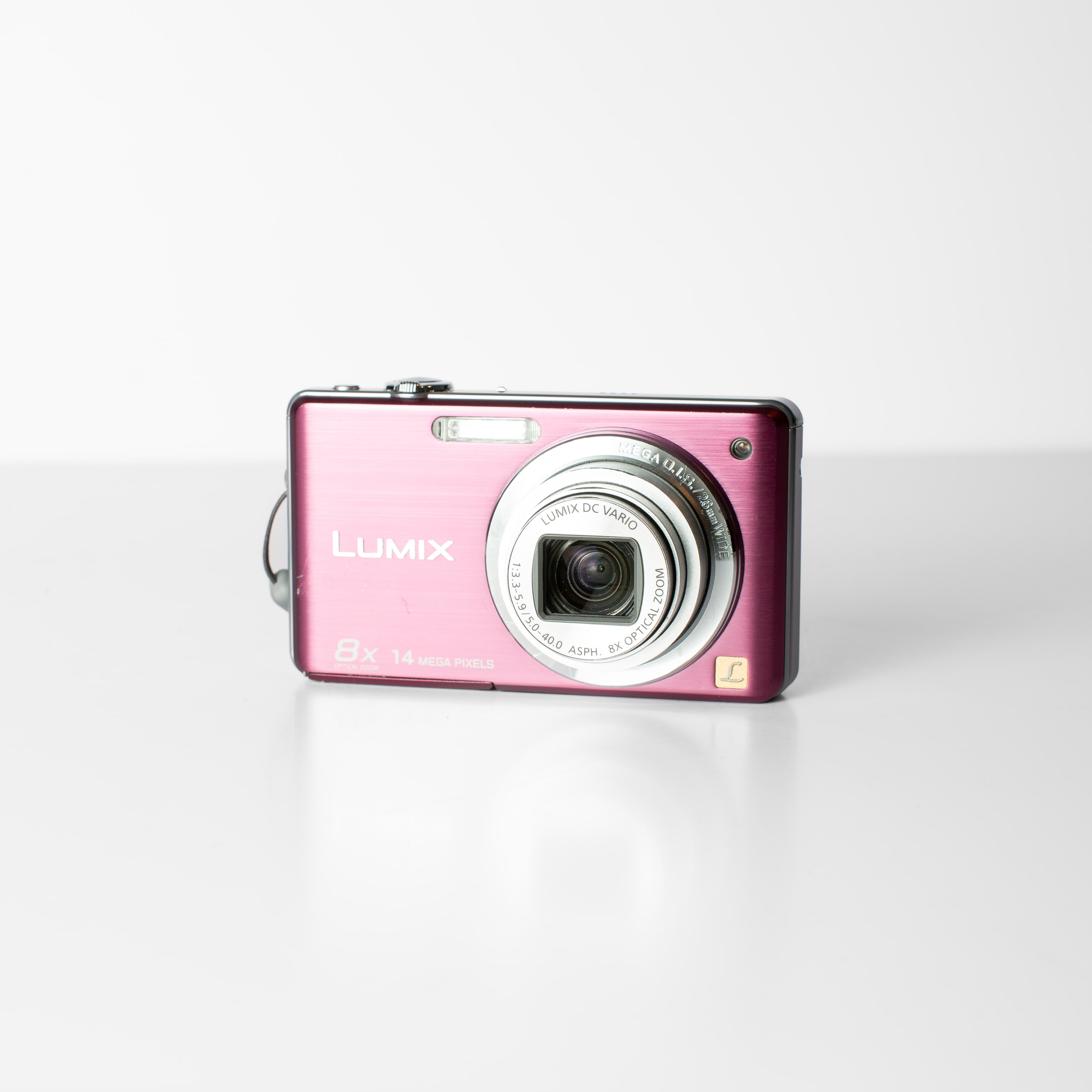 Panasonic Lumix DMC-FH20