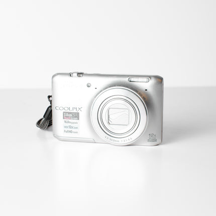 Nikon Coolpix S6400