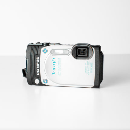 Olympus Stylus Tough TG-870