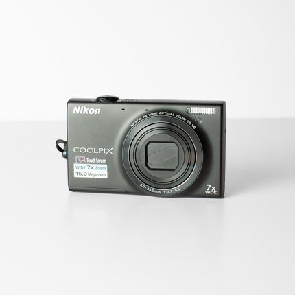 Nikon Coolpix S6100