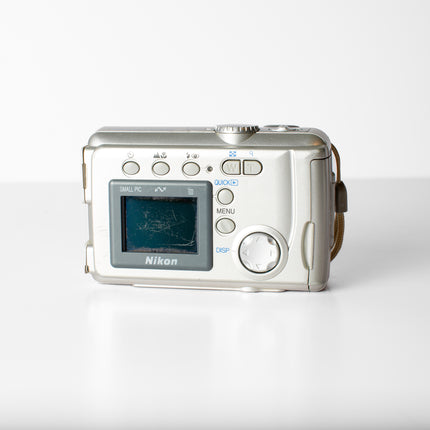 Nikon Coolpix 2000